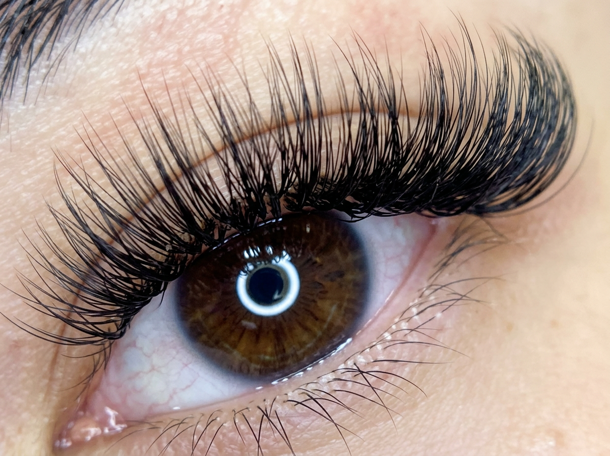 Volume lash extension style
